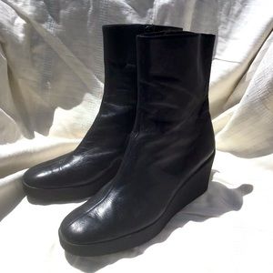 Robert Clergerie women’s Black Boots